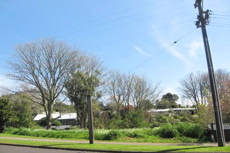 Photo of property in 1 Beaumont Crescent, Frankleigh Park, New Plymouth, 4310