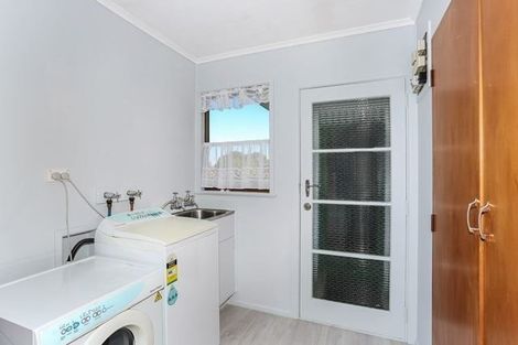 Photo of property in 22 Tatariki Street, Rosehill, Papakura, 2113