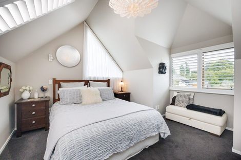 Photo of property in 8 Caccia Birch Lane, Hokowhitu, Palmerston North, 4410