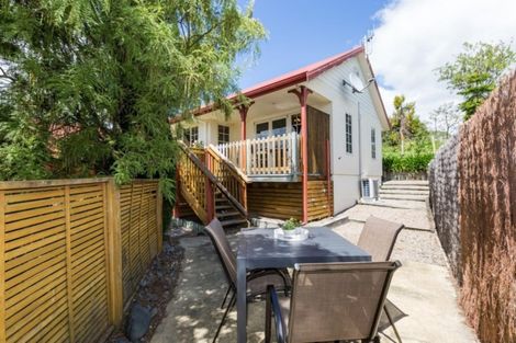 Photo of property in 6a Busby Place, Havelock North, 4130