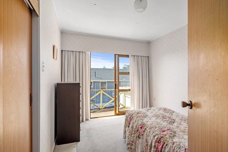 Photo of property in 68 Weatherly Road, Torbay, Auckland, 0630