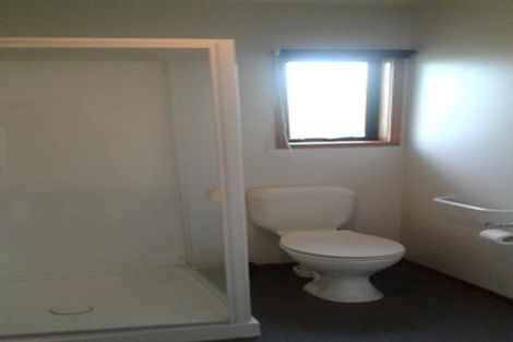 Photo of property in 22 Marina View, Paremata, Porirua, 5026