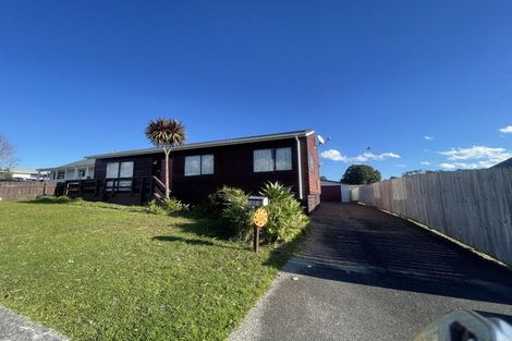 Photo of property in 12 Posa Avenue, Henderson, Auckland, 0612
