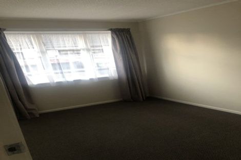 Photo of property in 1/6 Oxford Crescent, Ebdentown, Upper Hutt, 5018