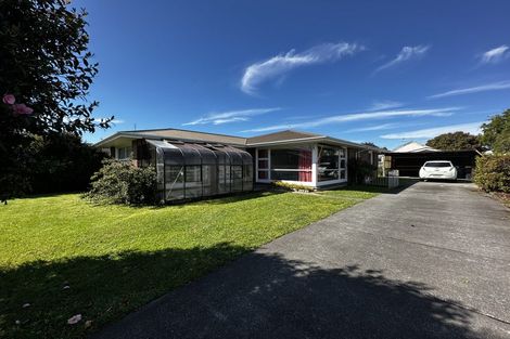 Photo of property in 32 Toorak Avenue, Avonhead, Christchurch, 8042
