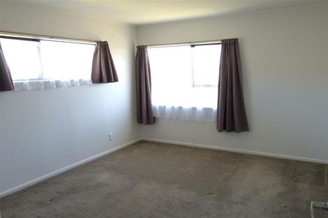 Photo of property in 4 Kopu Place, Clendon Park, Auckland, 2103