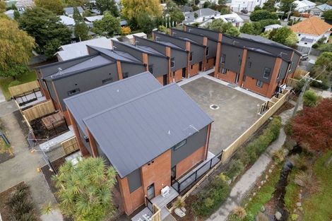 Photo of property in 10/206 Geraldine Street, Edgeware, Christchurch, 8013