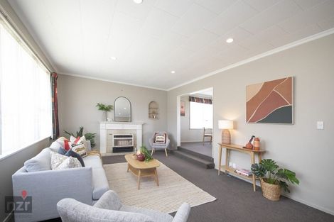 Photo of property in 37 Humphries Place, Awapuni, Palmerston North, 4412