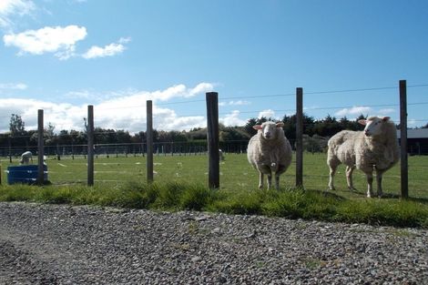 Photo of property in 235c Watershed Road, Bunnythorpe, Palmerston North, 4470