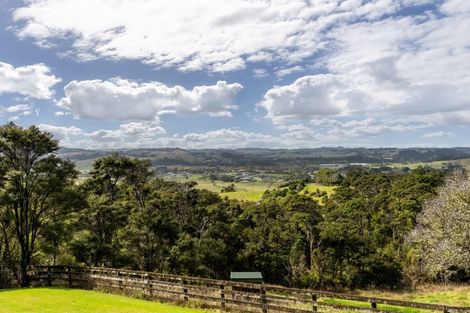 Photo of property in 171 Pinchgut Road, Kaukapakapa, 0873