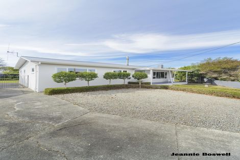 Photo of property in 50 Haydon Street, Roslyn, Palmerston North, 4414