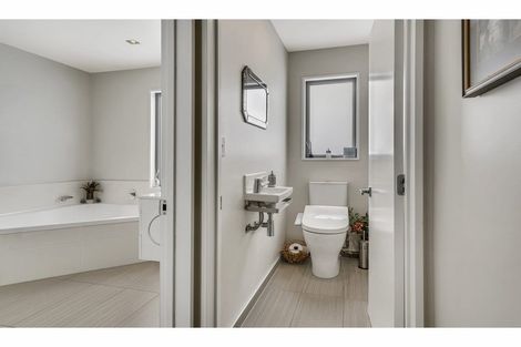 Photo of property in 27 Sovereign Boulevard, Kaiapoi, 7630