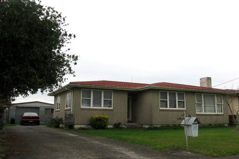 Photo of property in 30 Tararua Terrace, Cloverlea, Palmerston North, 4412