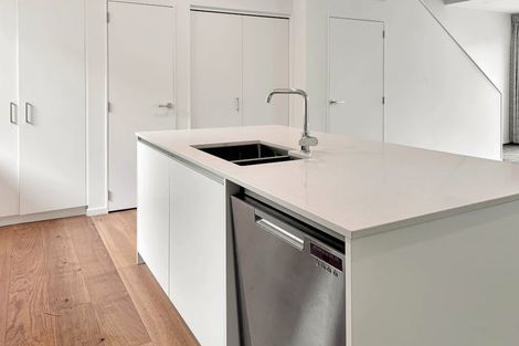 Photo of property in 62 Spenmoor Street, Newlands, Wellington, 6037