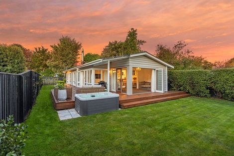 Photo of property in 47 Croziers Road, St Albans, Christchurch, 8052