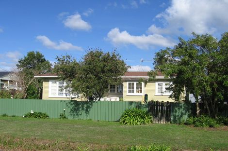 Photo of property in 4a Hawke Crescent, Beachlands, Auckland, 2018