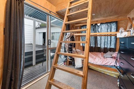 Photo of property in 21 Amber Grove, Birchville, Upper Hutt, 5018