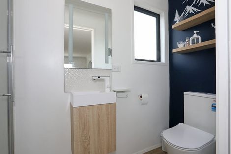 Photo of property in 13 George Street, Bulls, 4818