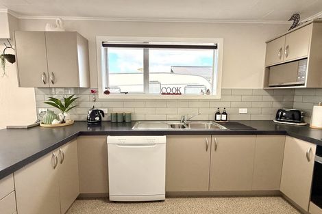 Photo of property in 45 Edinburgh Crescent, Waikiwi, Invercargill, 9810