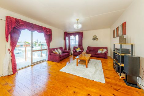 Photo of property in 1/4 Daniel Avenue, Mangere East, Auckland, 2024