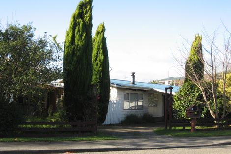 Photo of property in 2 Hillcrest Road, Raumati South, Paraparaumu, 5032