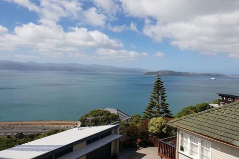 Photo of property in 92 Homebush Road, Khandallah, Wellington, 6035