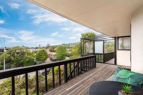 Photo of property in 2 Centaurus Road, Cashmere, Christchurch, 8022