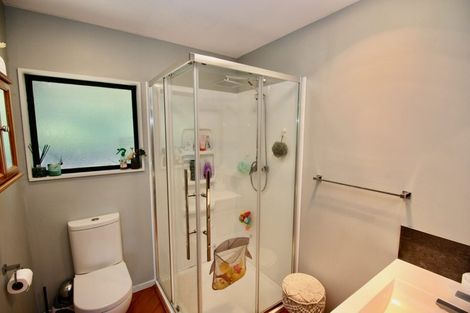 Photo of property in 6 Pohutukawa Grove, Whitianga, 3510