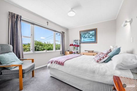 Photo of property in 85 Normandale Road, Normandale, Lower Hutt, 5010