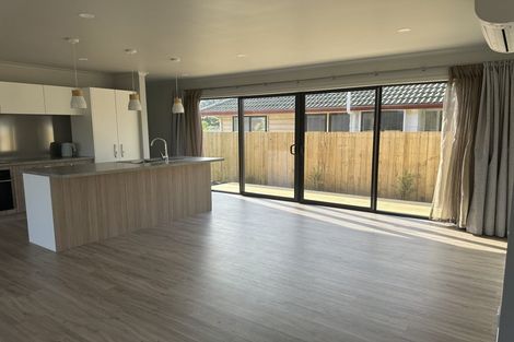 Photo of property in 142 Waenga Drive, Cromwell, 9310