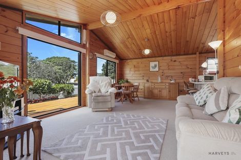 Photo of property in 2/30 Kiwi Esplanade, Mangere Bridge, Auckland, 2022