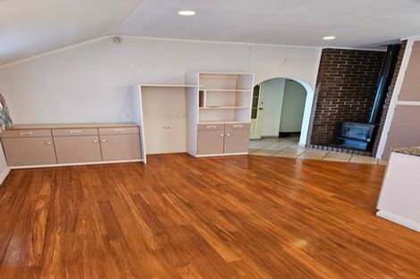 Photo of property in 130 Naenae Road, Naenae, Lower Hutt, 5011