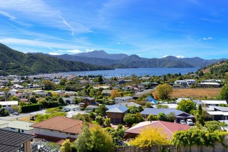 Photo of property in 10 Moana Heights, Waikawa, Picton, 7220