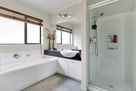 Photo of property in 4 Rush Creek Drive, Westgate, Auckland, 0614