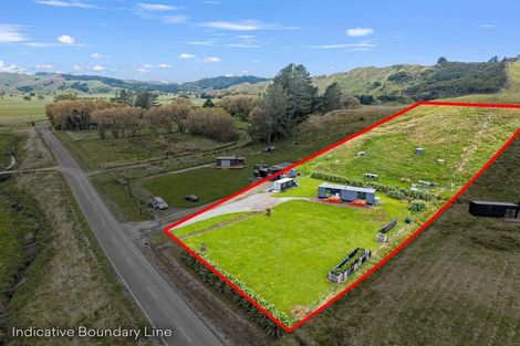 Photo of property in 138 Kaiaua Road, Tolaga Bay, 4077