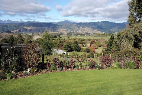 Photo of property in 6 Riveredge Terrace, Ohau, Levin, 5570