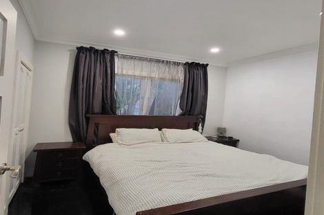 Photo of property in 1/185 Lake Road, Belmont, Auckland, 0622