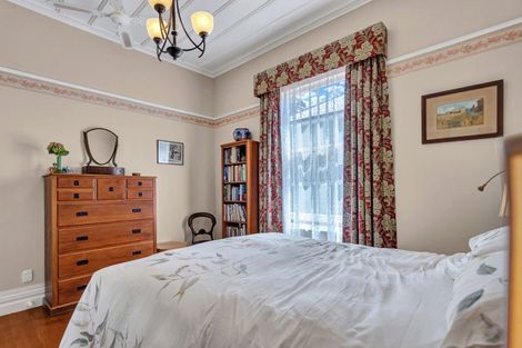 Photo of property in 3 Lake Road, Devonport, Auckland, 0624