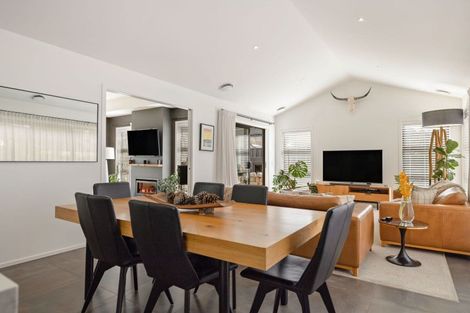 Photo of property in 3 Brodie Avenue, Arrowtown, 9302