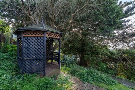 Photo of property in 9 Lerwick Terrace, Melrose, Wellington, 6023