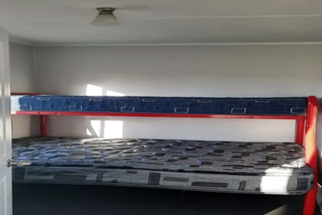 Photo of property in 16 Robinson Street, Foxton, 4814