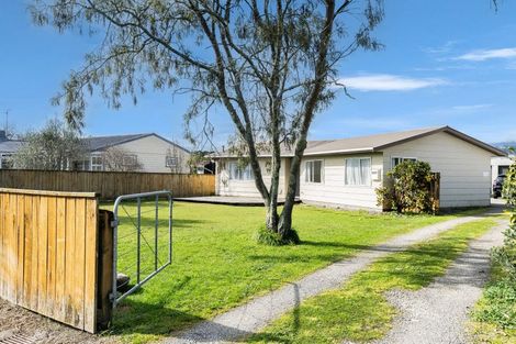 Photo of property in 4 Roslyn Road, Levin, 5510