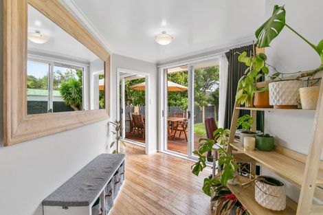 Photo of property in 175 Bartholomew Road, Levin, 5510