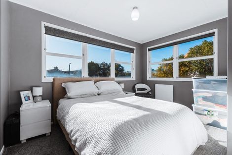 Photo of property in 2a Ward Place, Richmond Heights, Taupo, 3330