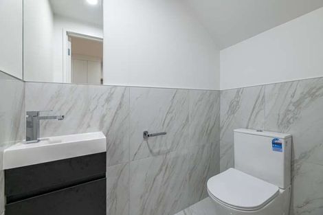 Photo of property in 5/29 Tudor Road, Henderson, Auckland, 0610