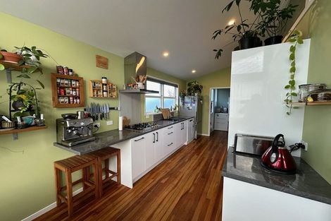 Photo of property in 49 Hume Street, Waitara, 4320
