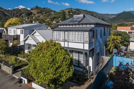 Photo of property in 344 Hardy Street, Nelson, 7010