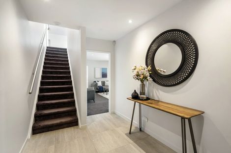 Photo of property in 1/14 Rothesay Bay Road, Rothesay Bay, Auckland, 0630