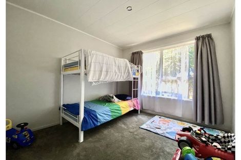 Photo of property in 13 Carbery Place, Manurewa, Auckland, 2102