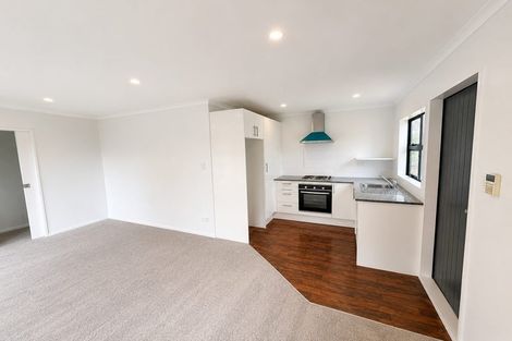 Photo of property in 86a Barrys Road, Glendene, Auckland, 0602